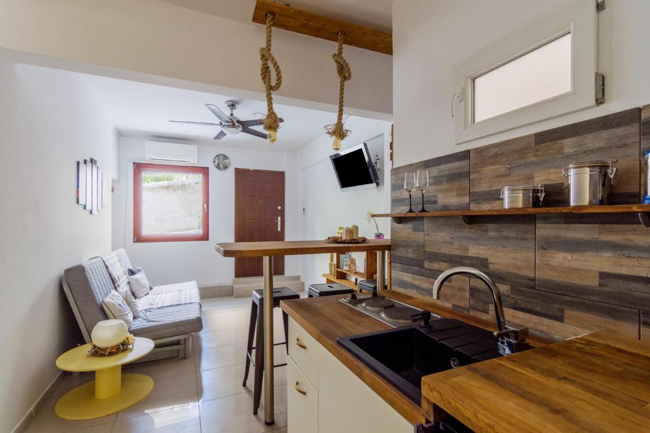 Comfy Apartment Close To Floisvos Beach Athens Ngoại thất bức ảnh